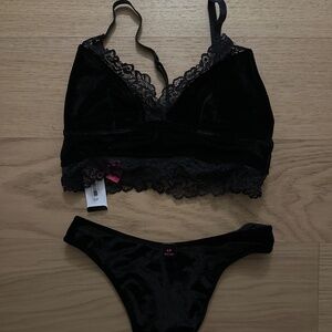 La Senza Black Lace Lingerie (set)